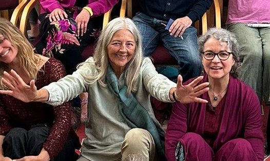 Helena Norberg-Hodge and Darcia Narvaez, Kindred World’s president, (front) at the Local Futures Summit, UK.